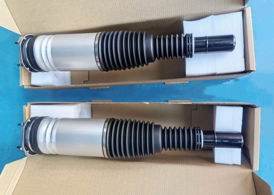 Le système de freinage de la suspension aérodynamique de l'avant de la Land Rover Discovery 5 LR081560 L462 2018-2020