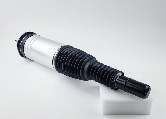 La suspension aérienne avant à gauche est un absorbeur de choc LR081564 pour Land Rover Discovery 5 L462